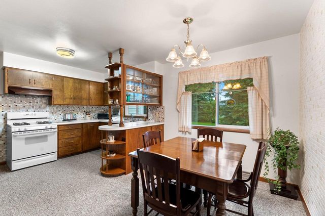 1619 Miriam ROAD, Manitowoc, WI 54220