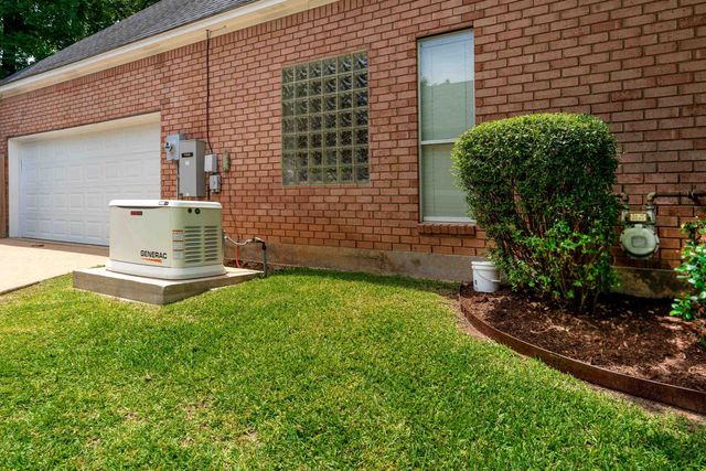 1212 Jasmine Ln., Longview, TX 75604