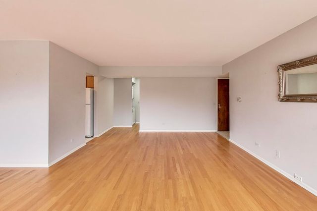 420 Linden Avenue 502, Wilmette, IL 60091