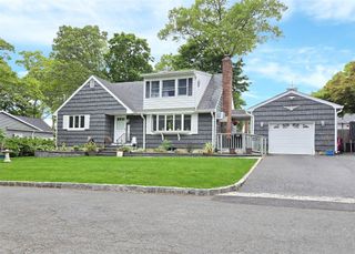 264 N 5th Street, Ronkonkoma, NY 11779