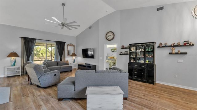 6442 BENDELOW DRIVE, Lakeland, FL 33810