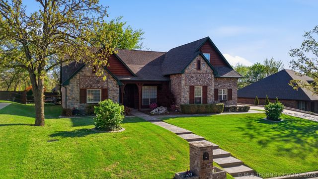 208 New Haven Street, Catoosa, OK 74015