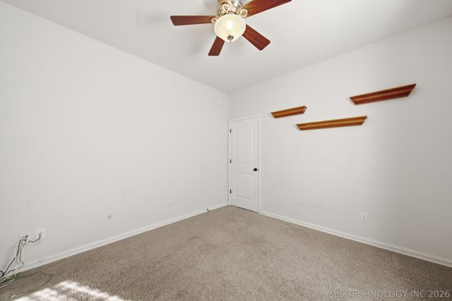 208 New Haven Street, Catoosa, OK 74015