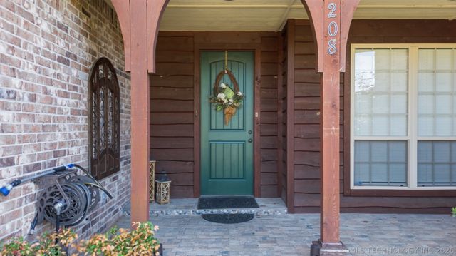 208 New Haven Street, Catoosa, OK 74015