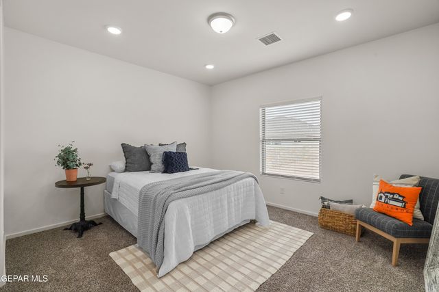 13901 Summer Wave Avenue, El Paso, TX 79928