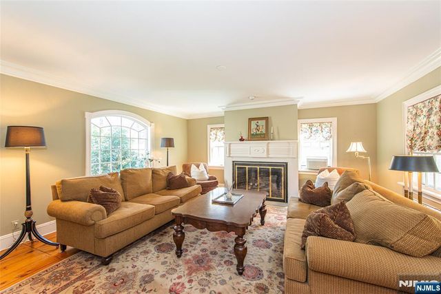 376 Lafayette Road, Harrington Park, NJ 07640