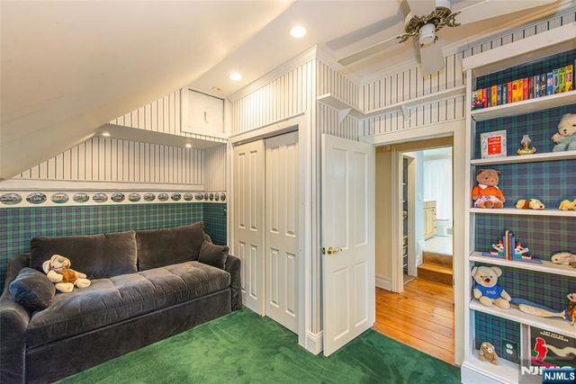376 Lafayette Road, Harrington Park, NJ 07640