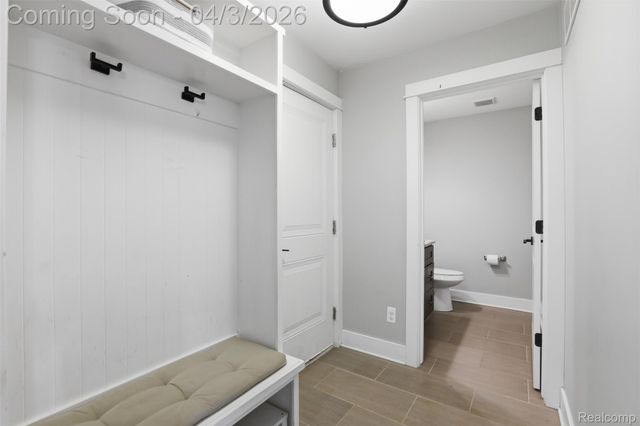 1033 N Maple Avenue, Royal Oak, MI 48067