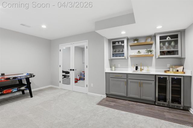 1033 N Maple Avenue, Royal Oak, MI 48067