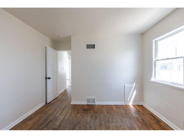 1534 Jackson Ave, Loveland, CO 80538