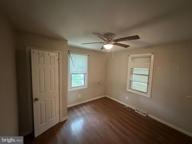 20 MABEL ST, Trenton, NJ 08638
