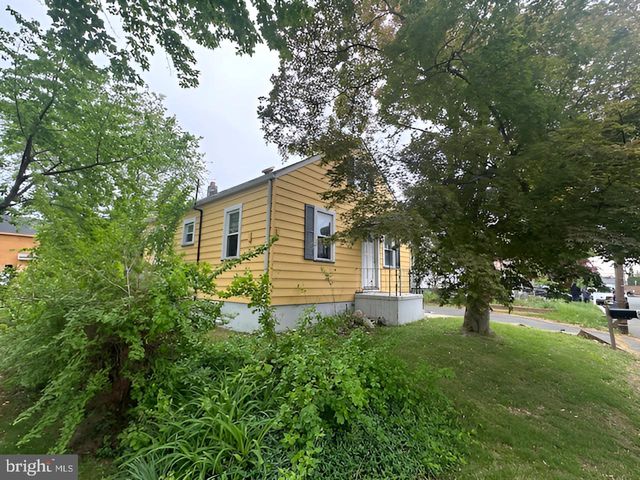 20 MABEL ST, Trenton, NJ 08638