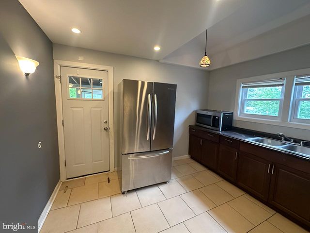 20 MABEL ST, Trenton, NJ 08638