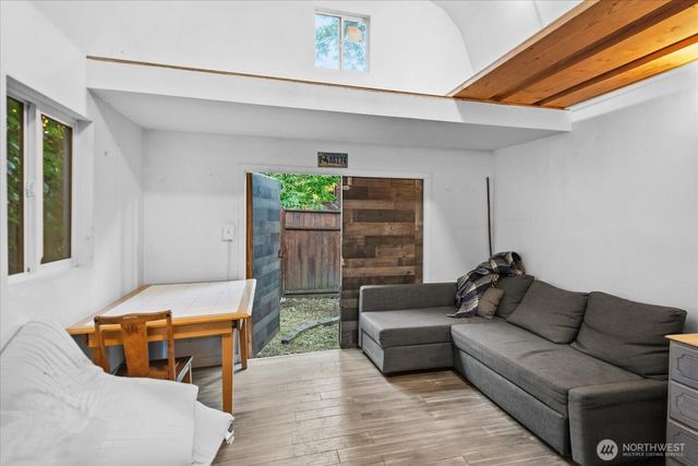 1742 NE 89th Street, Seattle, WA 98115