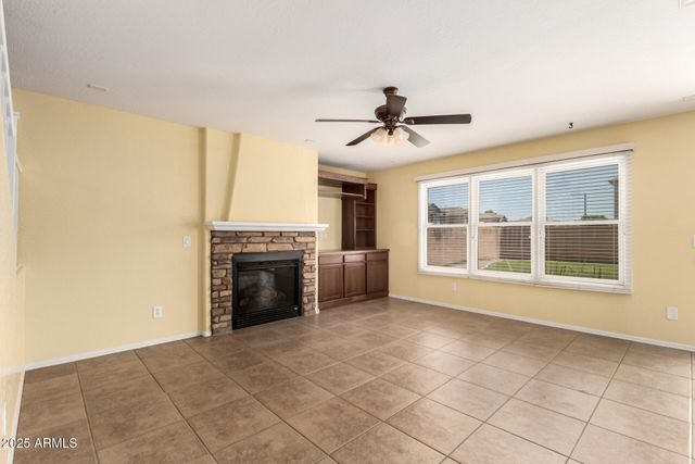 18103 W SMOKEY Drive, Surprise, AZ 85388