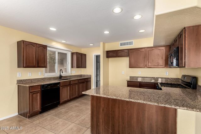18103 W SMOKEY Drive, Surprise, AZ 85388