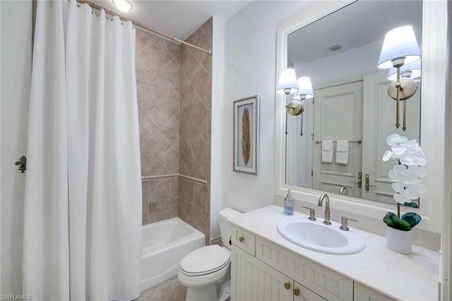 4650 Via Roma, Estero, FL 34134