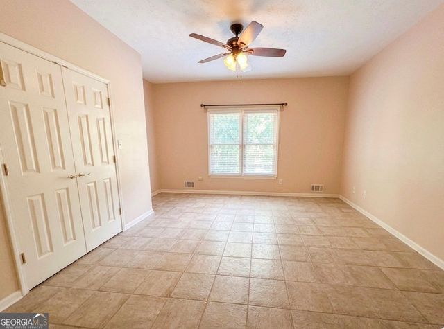 220 North Drive, Fayetteville, GA 30214