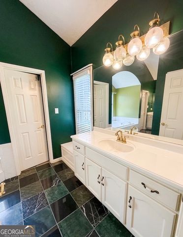 220 North Drive, Fayetteville, GA 30214