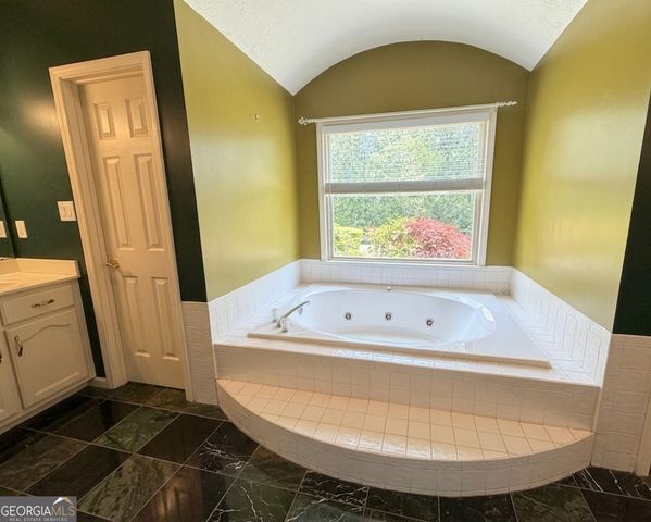 220 North Drive, Fayetteville, GA 30214