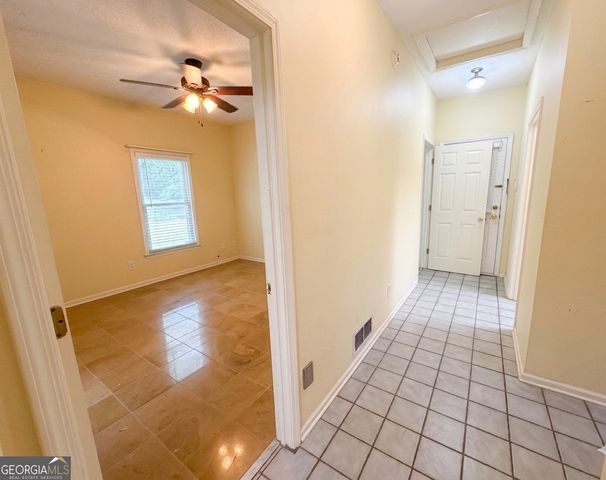 220 North Drive, Fayetteville, GA 30214