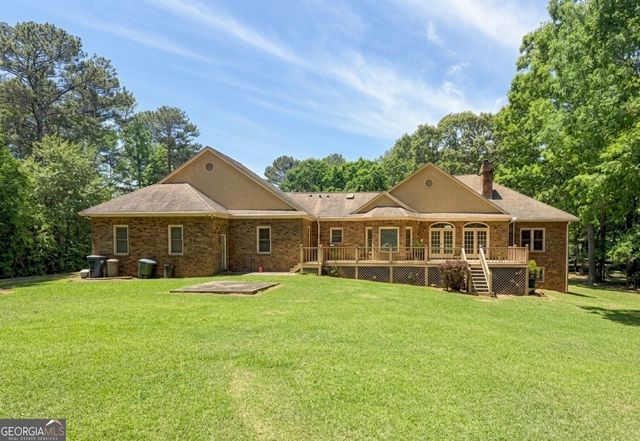 220 North Drive, Fayetteville, GA 30214