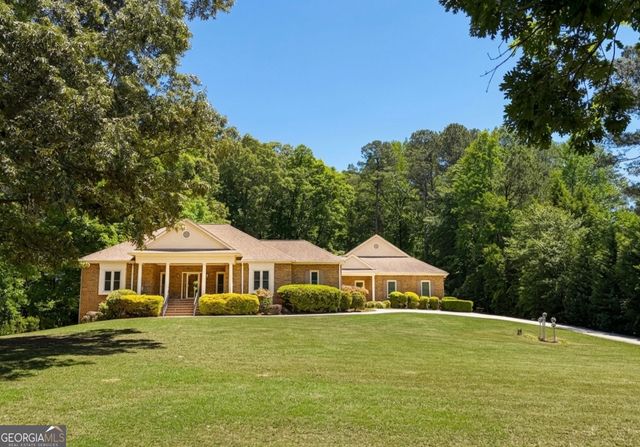 220 North Drive, Fayetteville, GA 30214