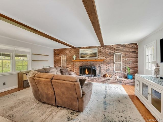 79 Brooksite Drive, Smithtown, NY 11787