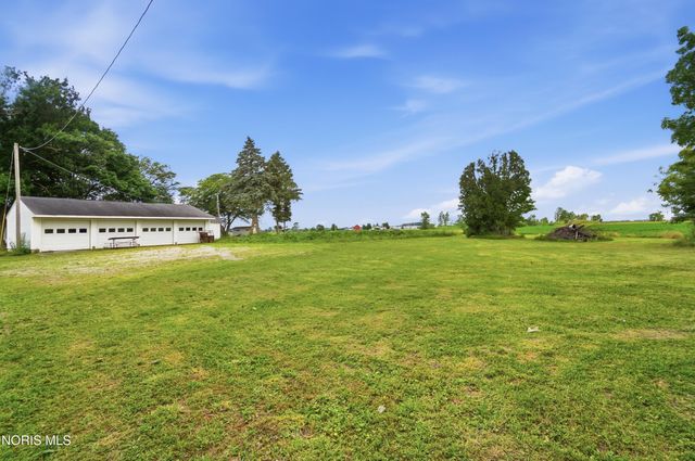 14511 Dirlam Road, Bowling Green, OH 43402