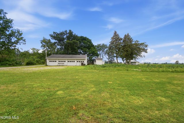14511 Dirlam Road, Bowling Green, OH 43402