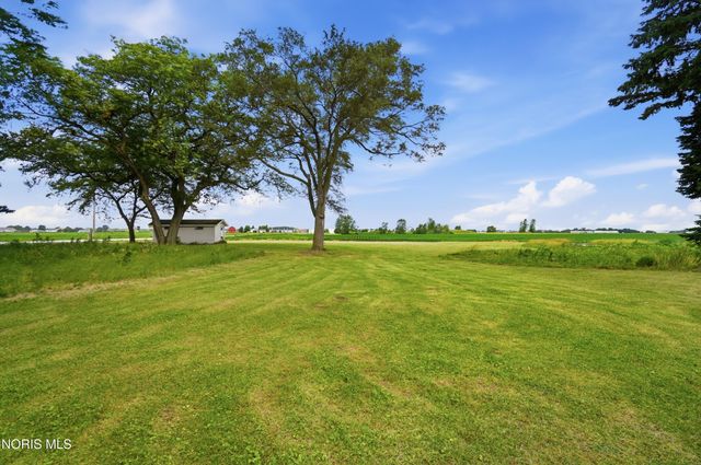 14511 Dirlam Road, Bowling Green, OH 43402