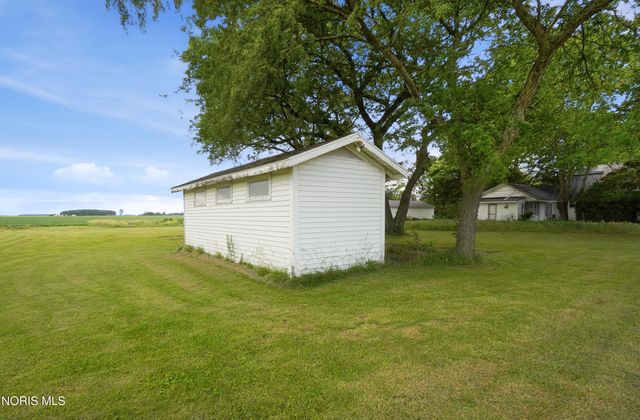 14511 Dirlam Road, Bowling Green, OH 43402