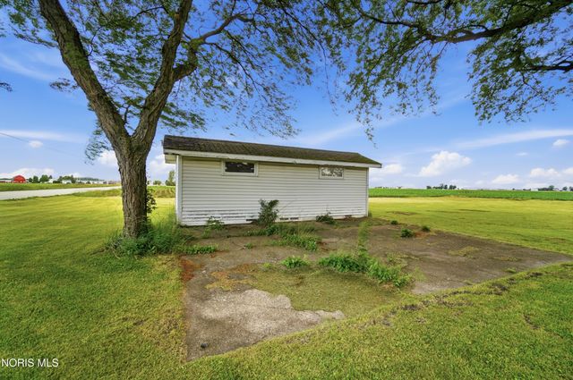 14511 Dirlam Road, Bowling Green, OH 43402