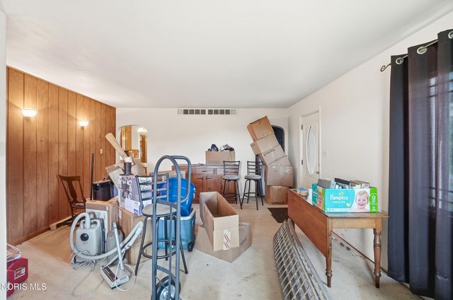 14511 Dirlam Road, Bowling Green, OH 43402
