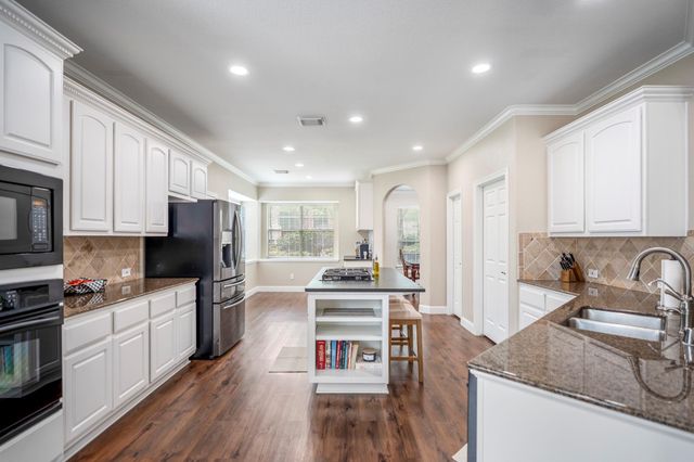 1414 Kennoway Park Drive, Spring, TX 77379
