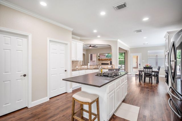 1414 Kennoway Park Drive, Spring, TX 77379