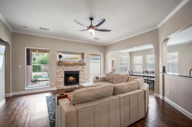 1414 Kennoway Park Drive, Spring, TX 77379
