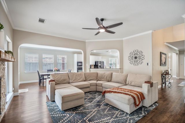 1414 Kennoway Park Drive, Spring, TX 77379