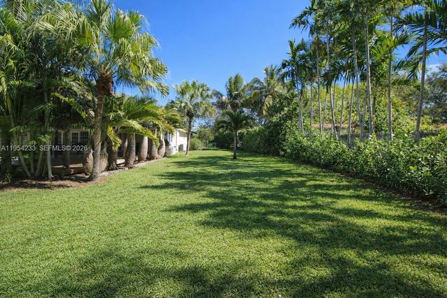 15144 SW 72nd Ct, Palmetto Bay, FL 33158