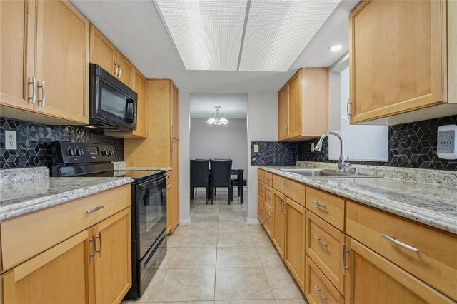 7420 SANDALWOOD DRIVE, Port Richey, FL 34668