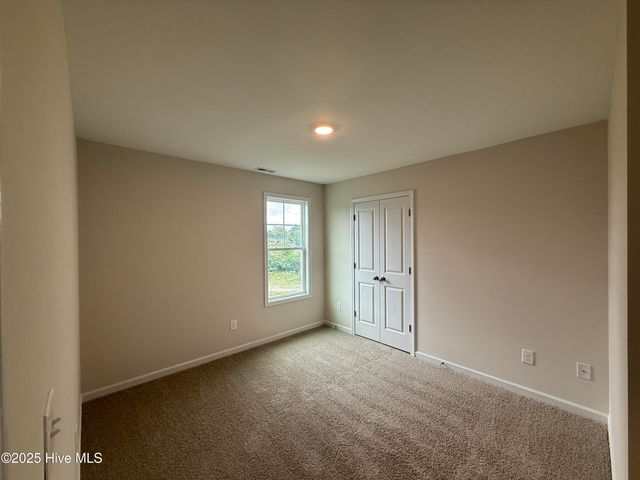 40 E Emily Gardens Drive, Selma, NC 27576