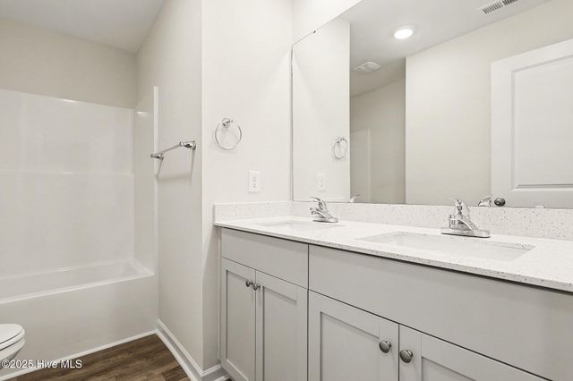 40 E Emily Gardens Drive, Selma, NC 27576