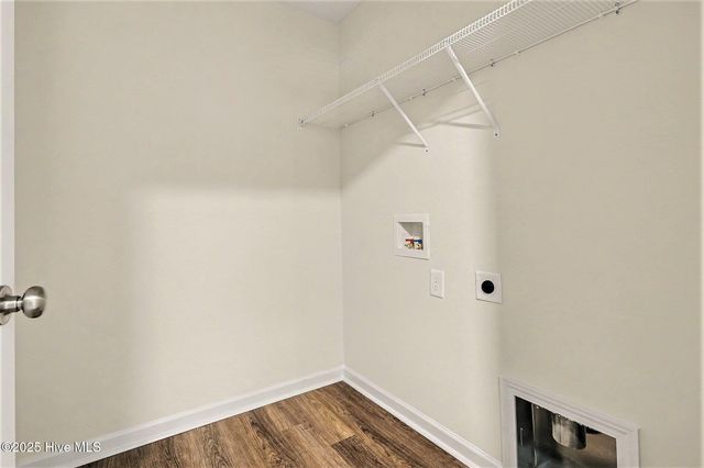 40 E Emily Gardens Drive, Selma, NC 27576