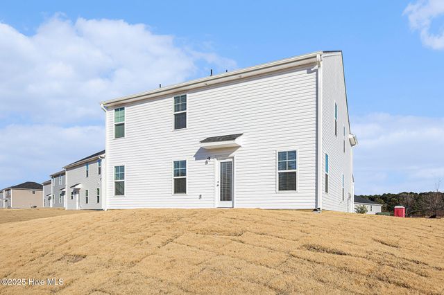 40 E Emily Gardens Drive, Selma, NC 27576