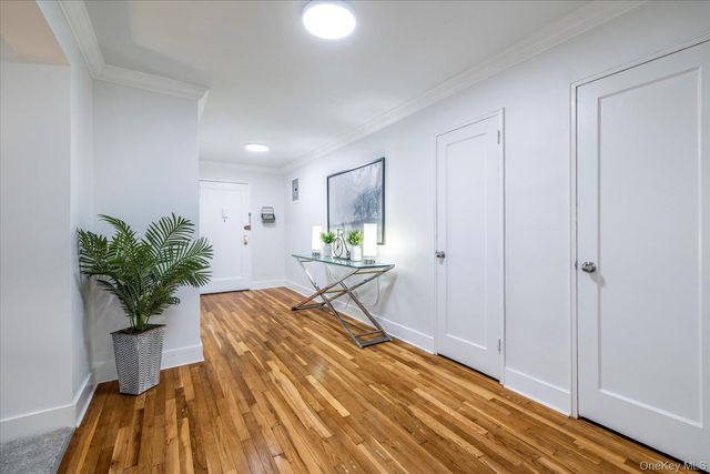 194 Smith Street 1K, Freeport, NY 11520