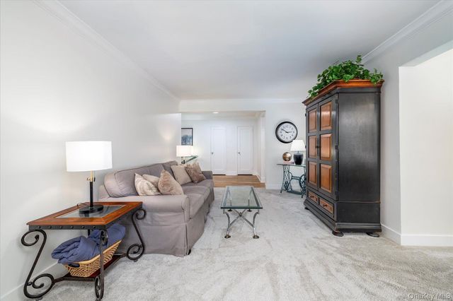 194 Smith Street 1K, Freeport, NY 11520