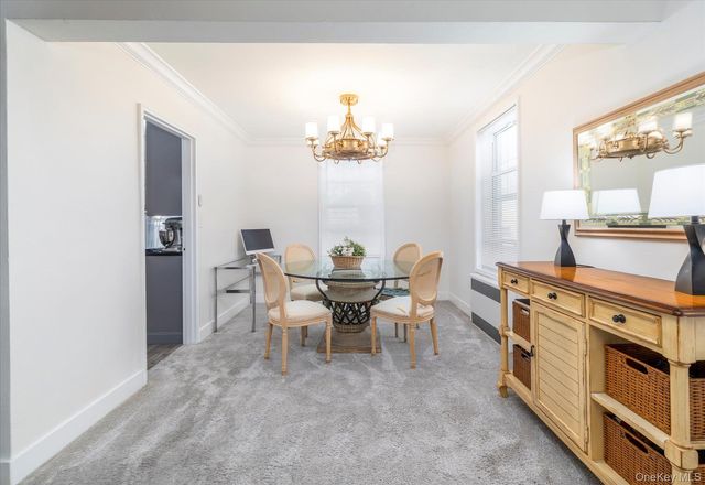 194 Smith Street 1K, Freeport, NY 11520