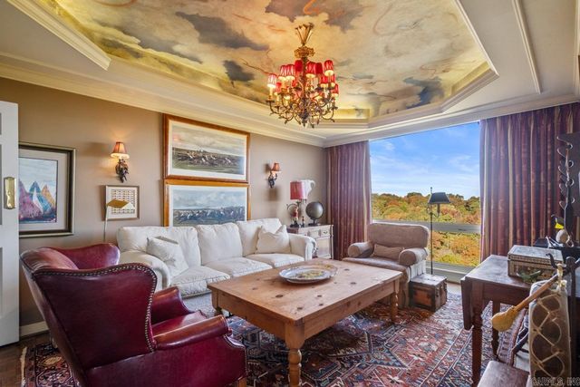 1 Treetops Lane, Little Rock, AR 72202