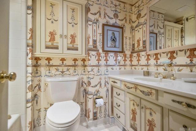 1 Treetops Lane, Little Rock, AR 72202