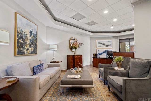 1 Treetops Lane, Little Rock, AR 72202